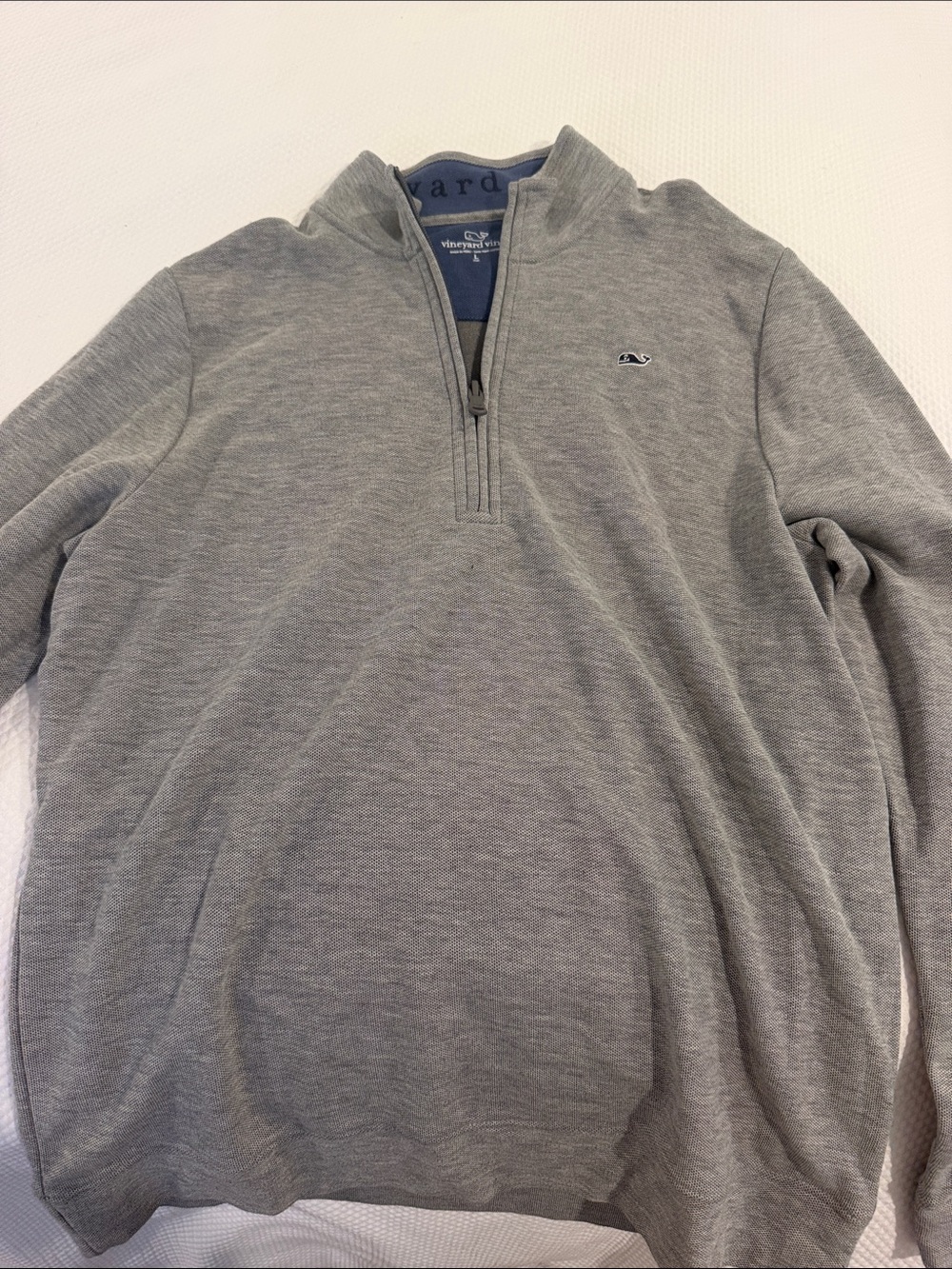 Vineyard Vines Men's Light Gray Quarter-Zip Pullover